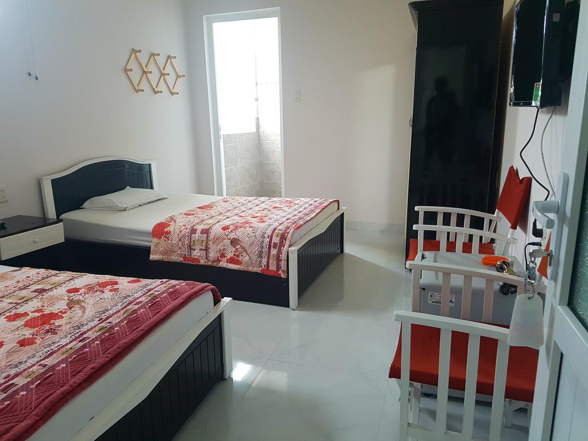 Bac Huong Hotel コントゥム エクステリア 写真