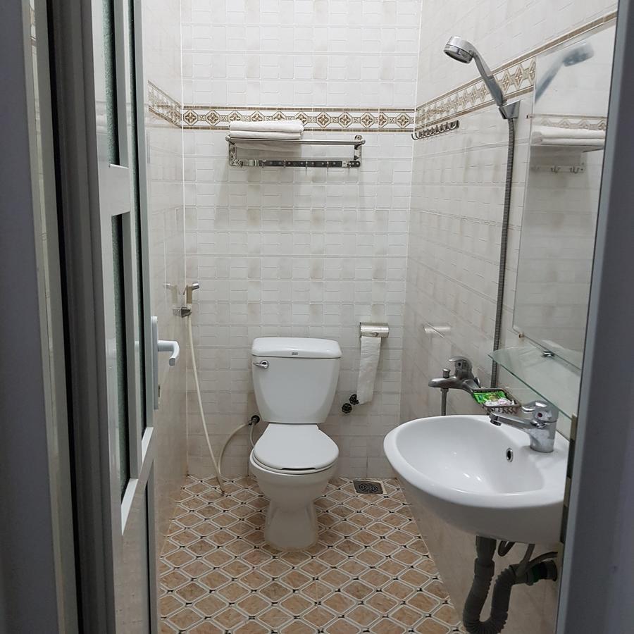 Bac Huong Hotel コントゥム エクステリア 写真