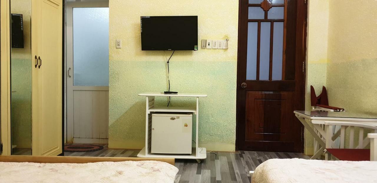 Bac Huong Hotel コントゥム エクステリア 写真