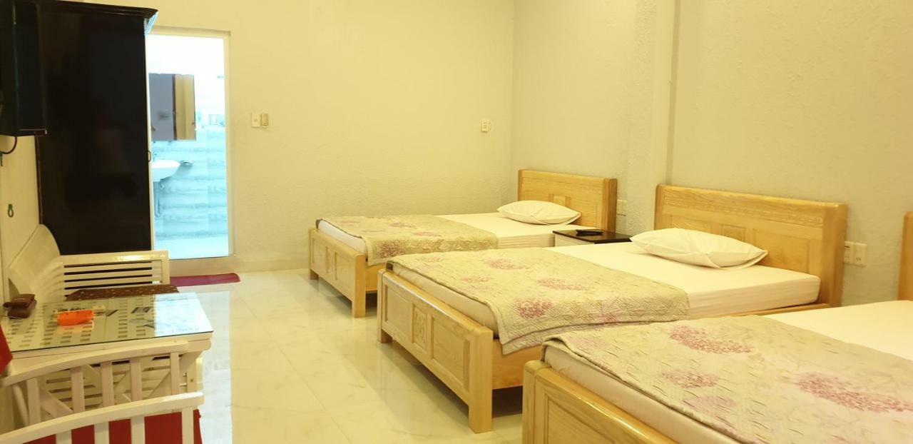 Bac Huong Hotel コントゥム エクステリア 写真